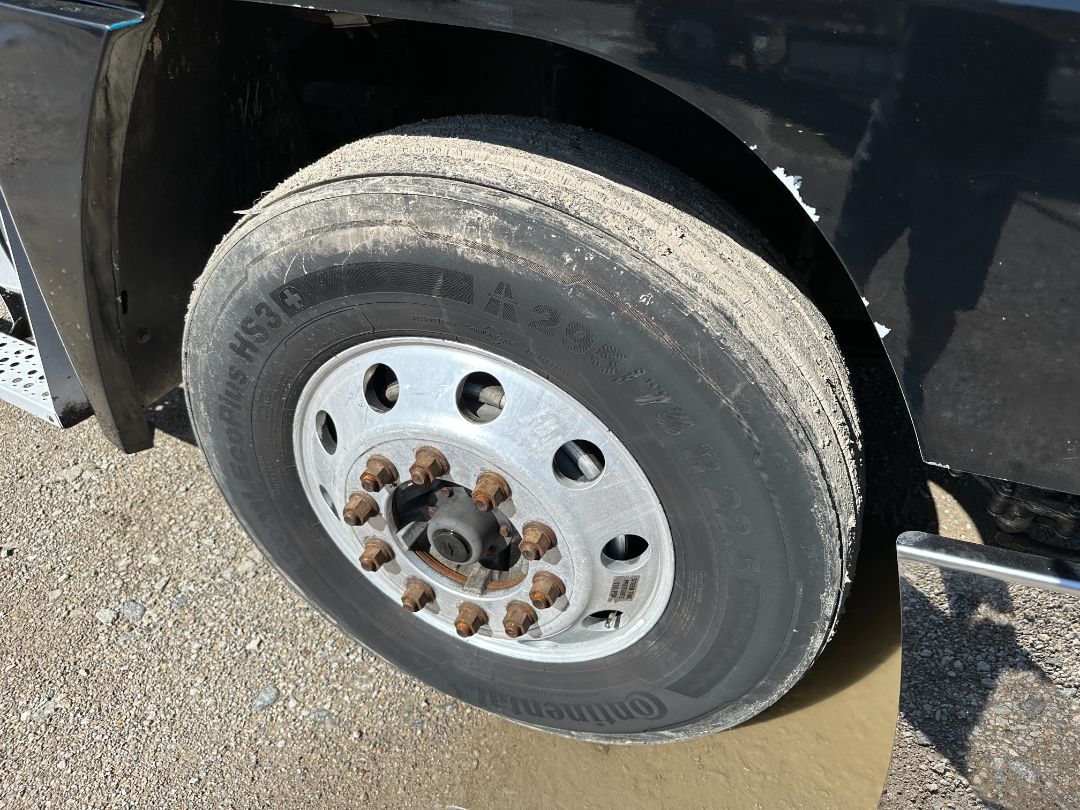 2001 FREIGHTLINER FLD 120 - Image 18